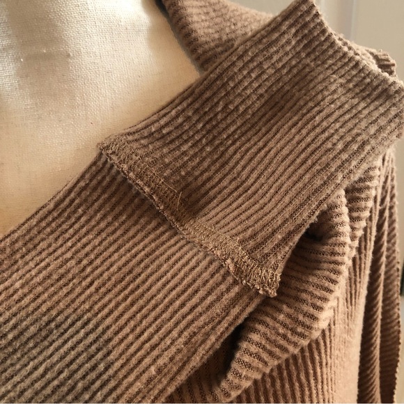Free People Juicy Ribbed Cowl Neck Long Sleeve Top Vintage Bronze Medium - Picture 13 of 16